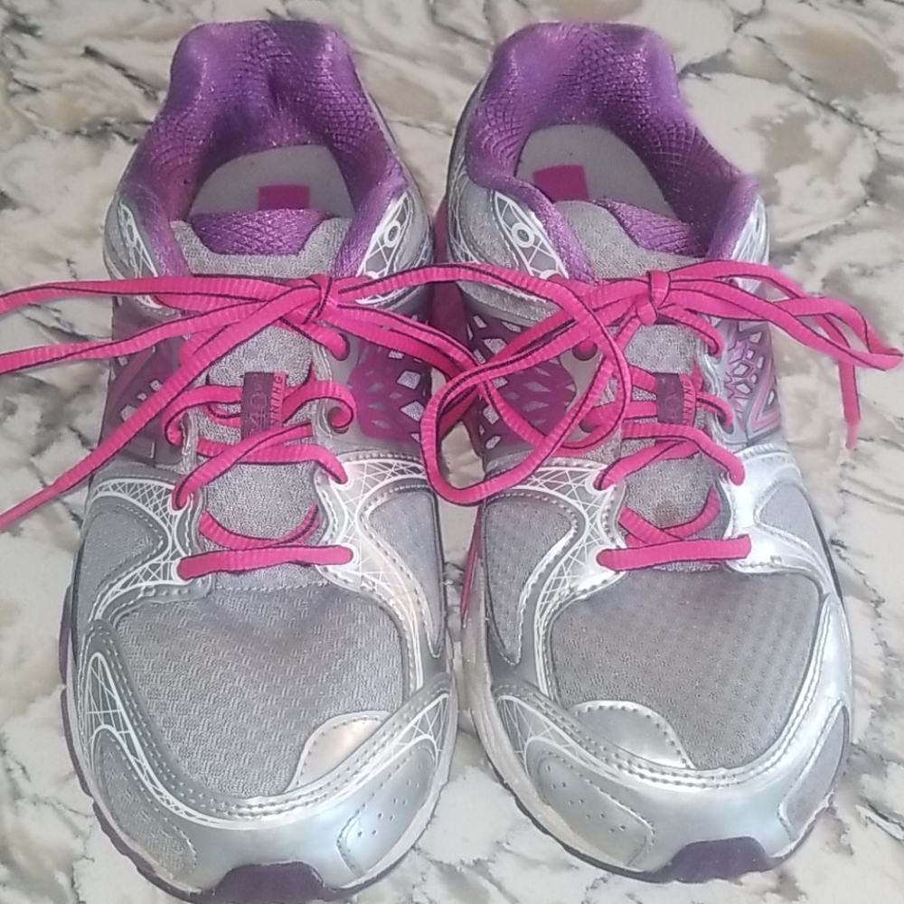 Women's New Balance Stability Running Sneakers